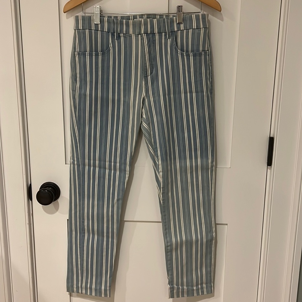 Loft modern skinny crop pants, size 28